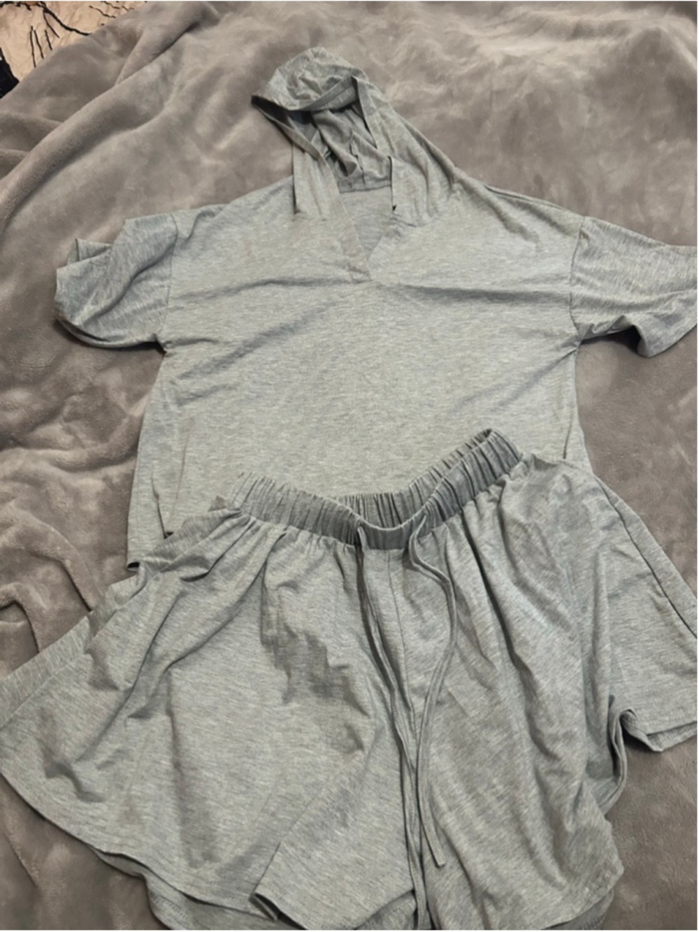 Women's Unbranded Gray Hoodie & Shorts Set M